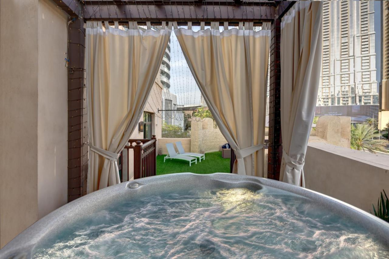 Durrani Homes - Unique Garden Apt At Souk Al Bahar Besides Dubai Mall & Burjkhalifa With Private Jaccuzi Εξωτερικό φωτογραφία